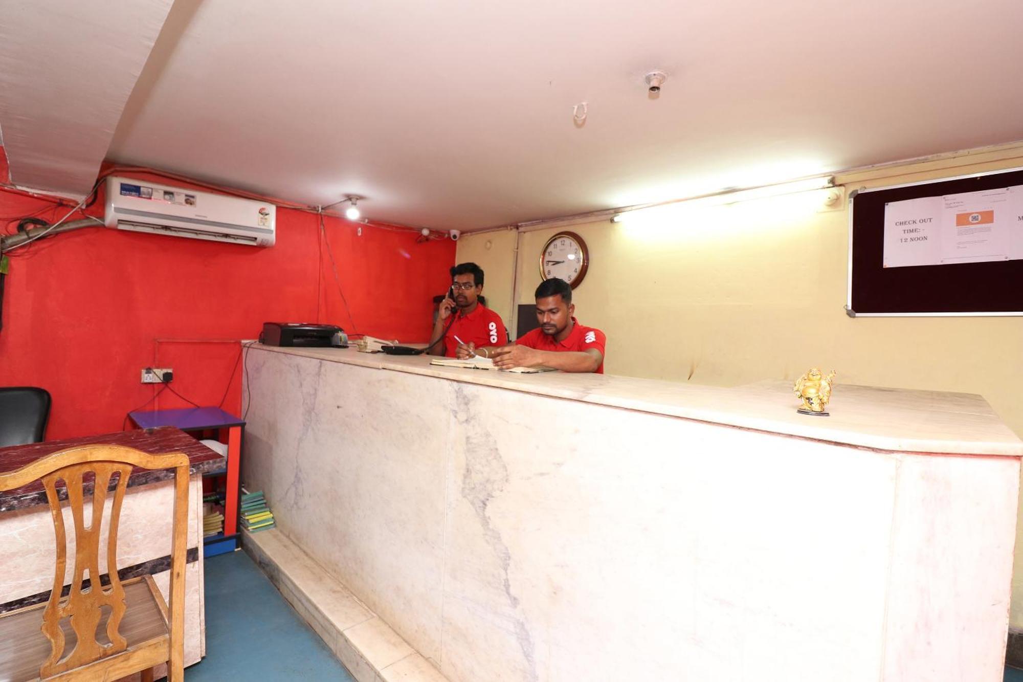 Hotel Shreya Bhubaneswar Exterior photo